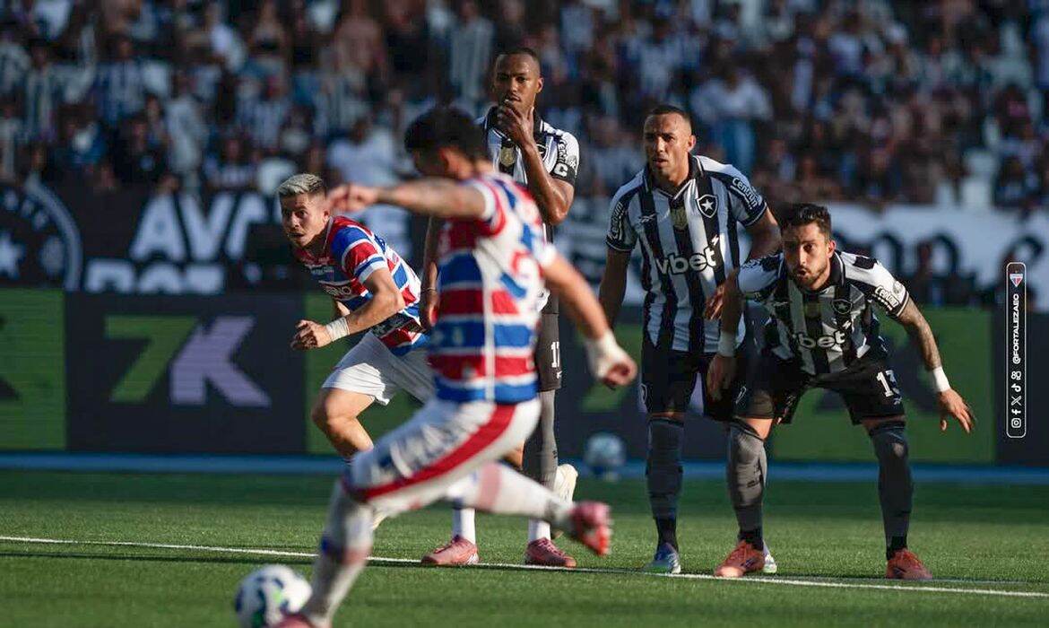 ate_o_fim_bareiro_faz_o_segundo_gol_do_leao_na_partida_vamos_botafogo_2x2_fortaleza_vag