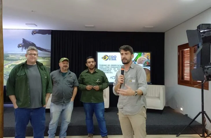 apresentacao-observacao-de-aves-Casa-do-Homem-Pantaneiro-COP15_1-730x480-1