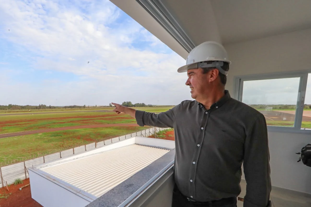 Em Dourados, Riedel supervisiona obras e destaca ações